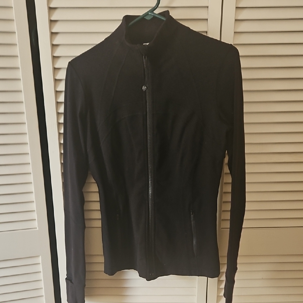 Lululemon Black Zip-Up Jacket